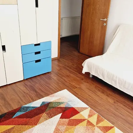 The Mountain View בראשוב